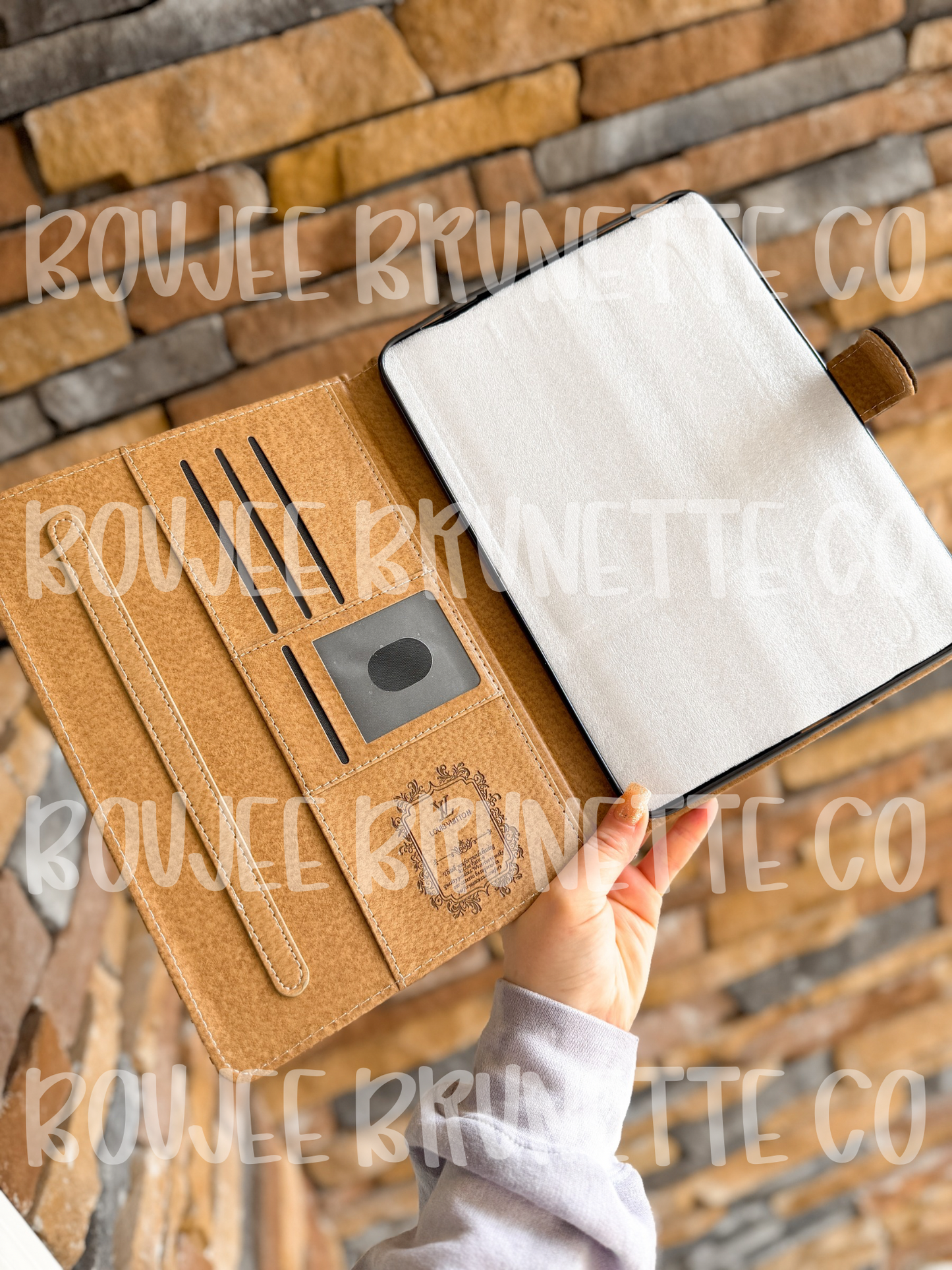 A16 iPad Case