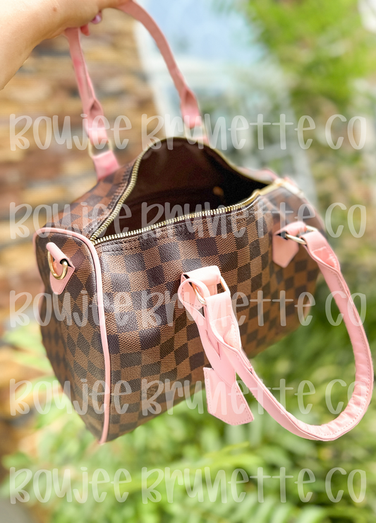 Pink Trim Checkered Speed 30 - RTS