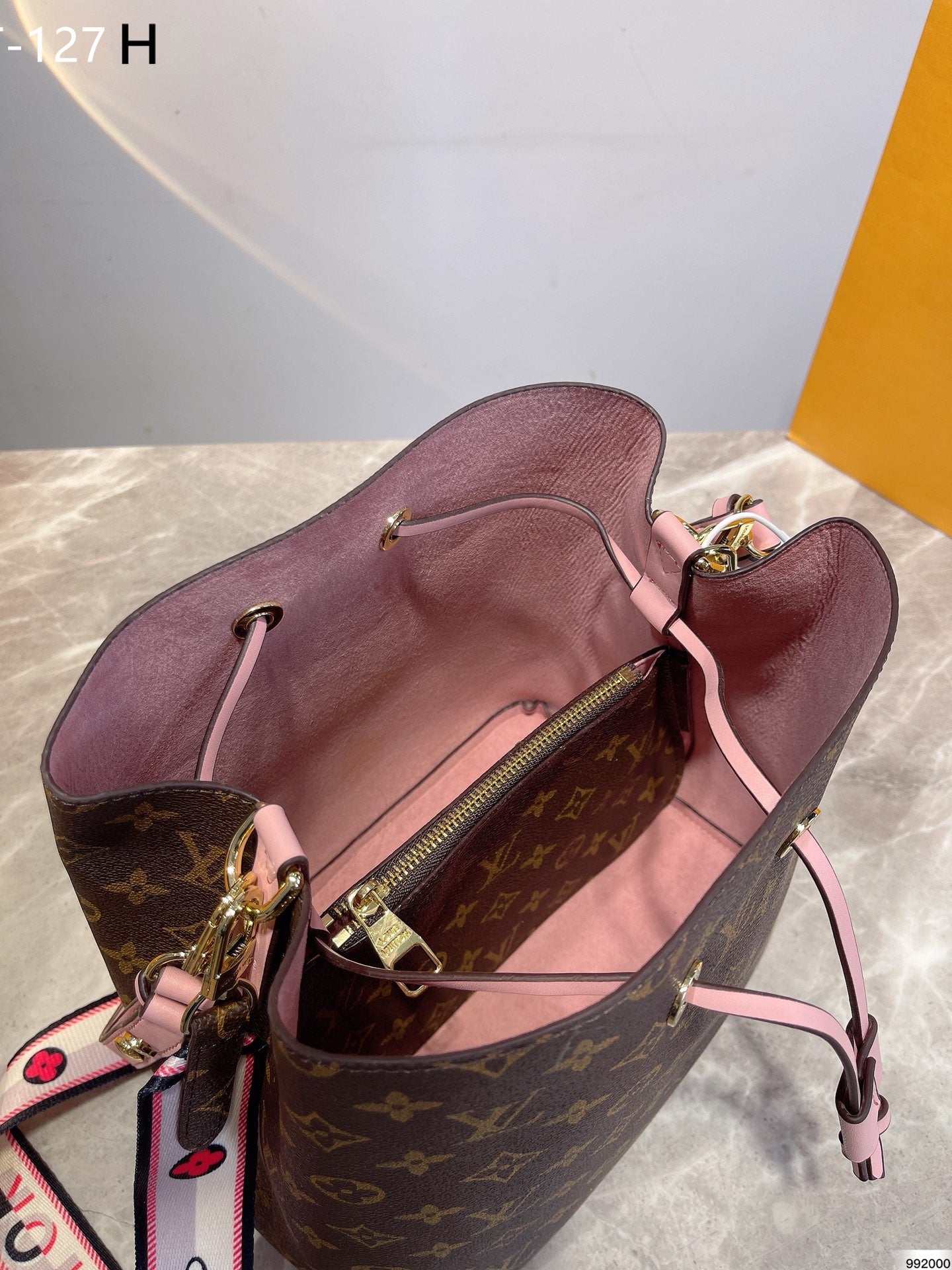 Bucket Bag